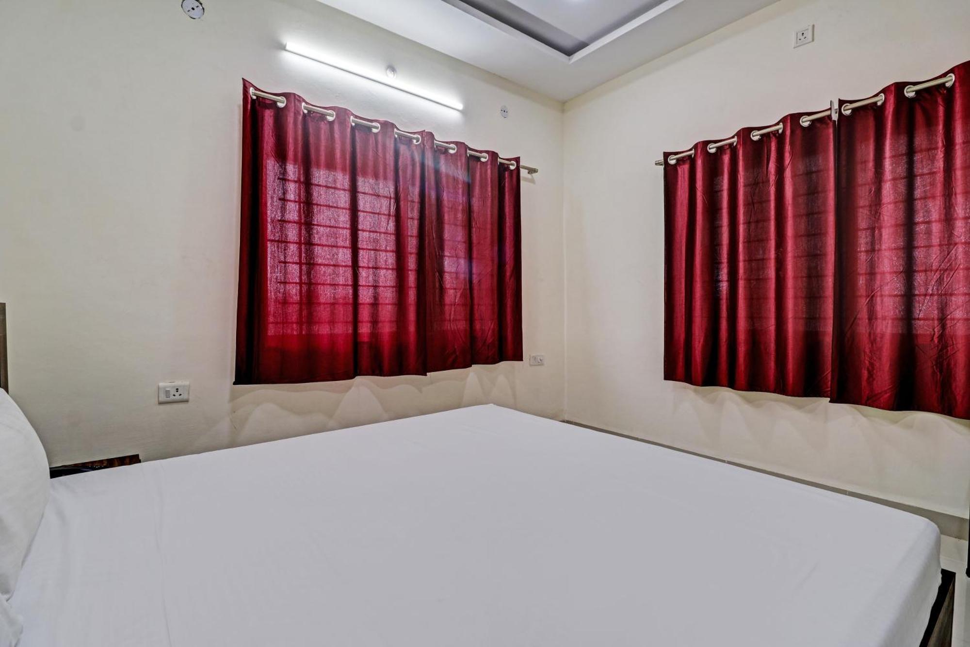 Super Hotel O Midway Treat Dhar Ngoại thất bức ảnh