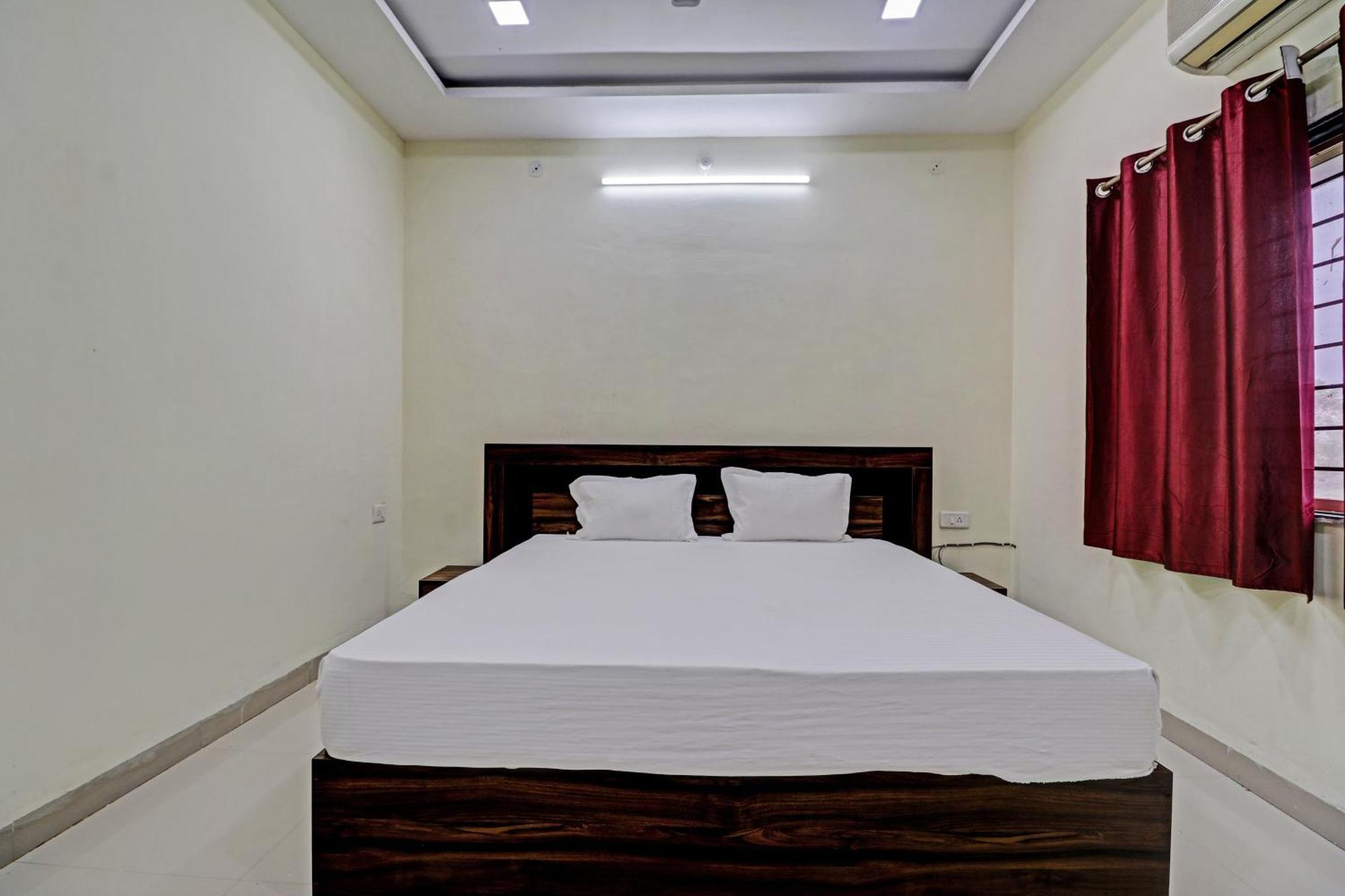 Super Hotel O Midway Treat Dhar Ngoại thất bức ảnh