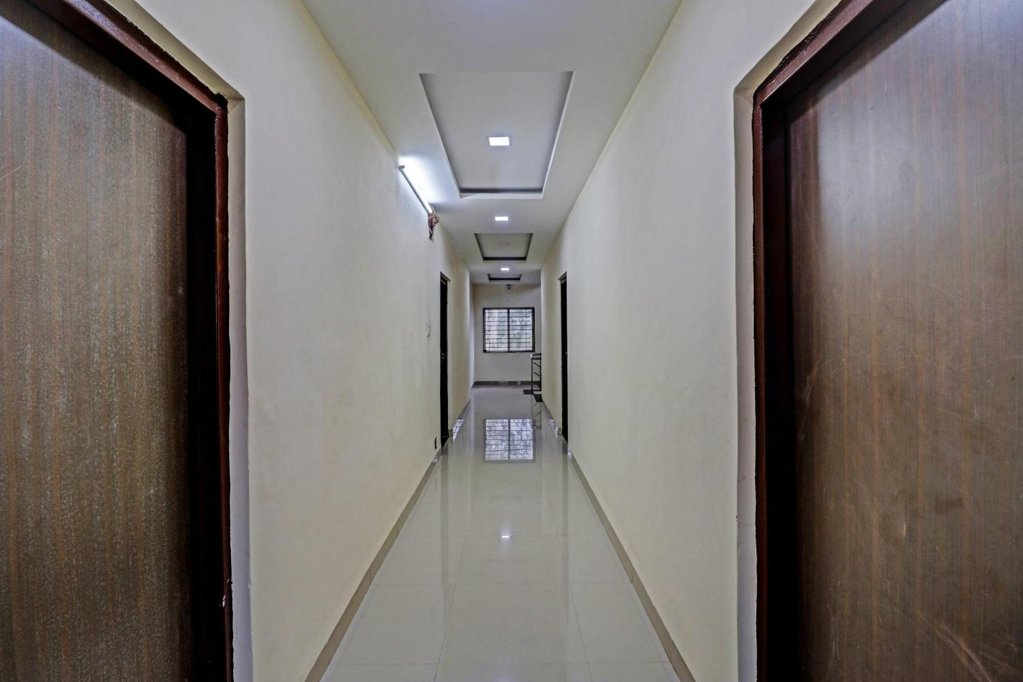Super Hotel O Midway Treat Dhar Ngoại thất bức ảnh