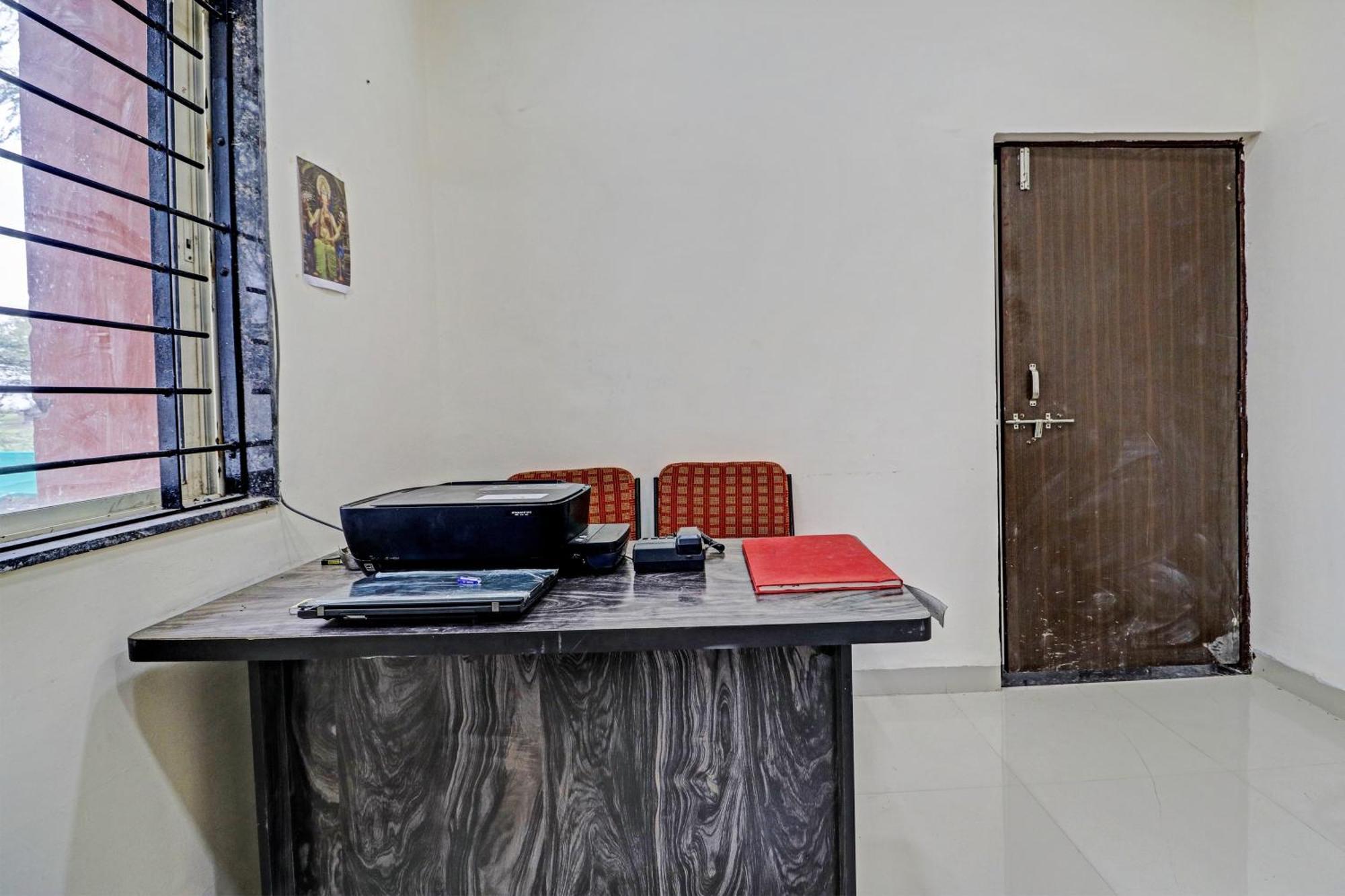 Super Hotel O Midway Treat Dhar Ngoại thất bức ảnh